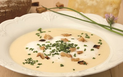Vorspeisen, Suppen & Salate