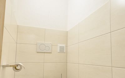 Going: Toilette (separat)